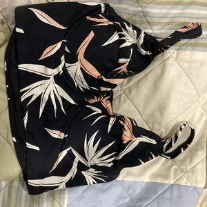 Sea angel bikini top, size small, new without tags